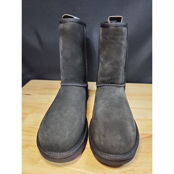 UGG boot size 6 Classic short ii - Picture 5 of 7